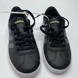 Kids Adidas Sz 12 BNWOT